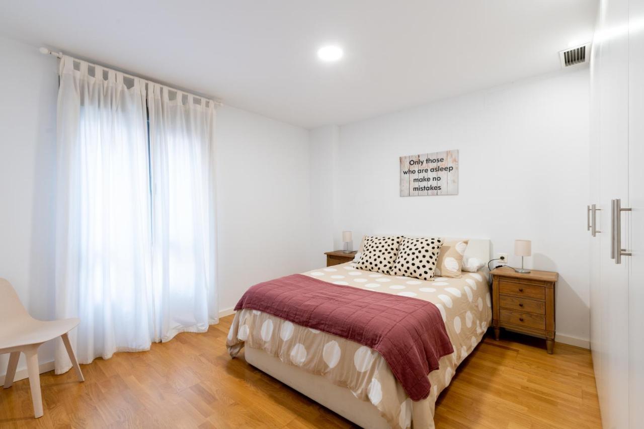 Piso Nuevo En Triana Apartment Севиля Екстериор снимка